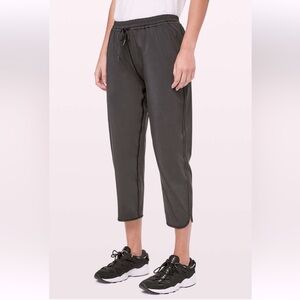 Lululemon* Keep it Classic Crop 23”
